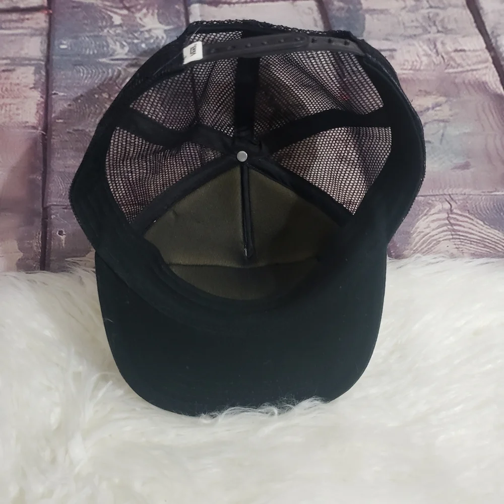 Vans Black & White Minnie Mouse Trucker Hat